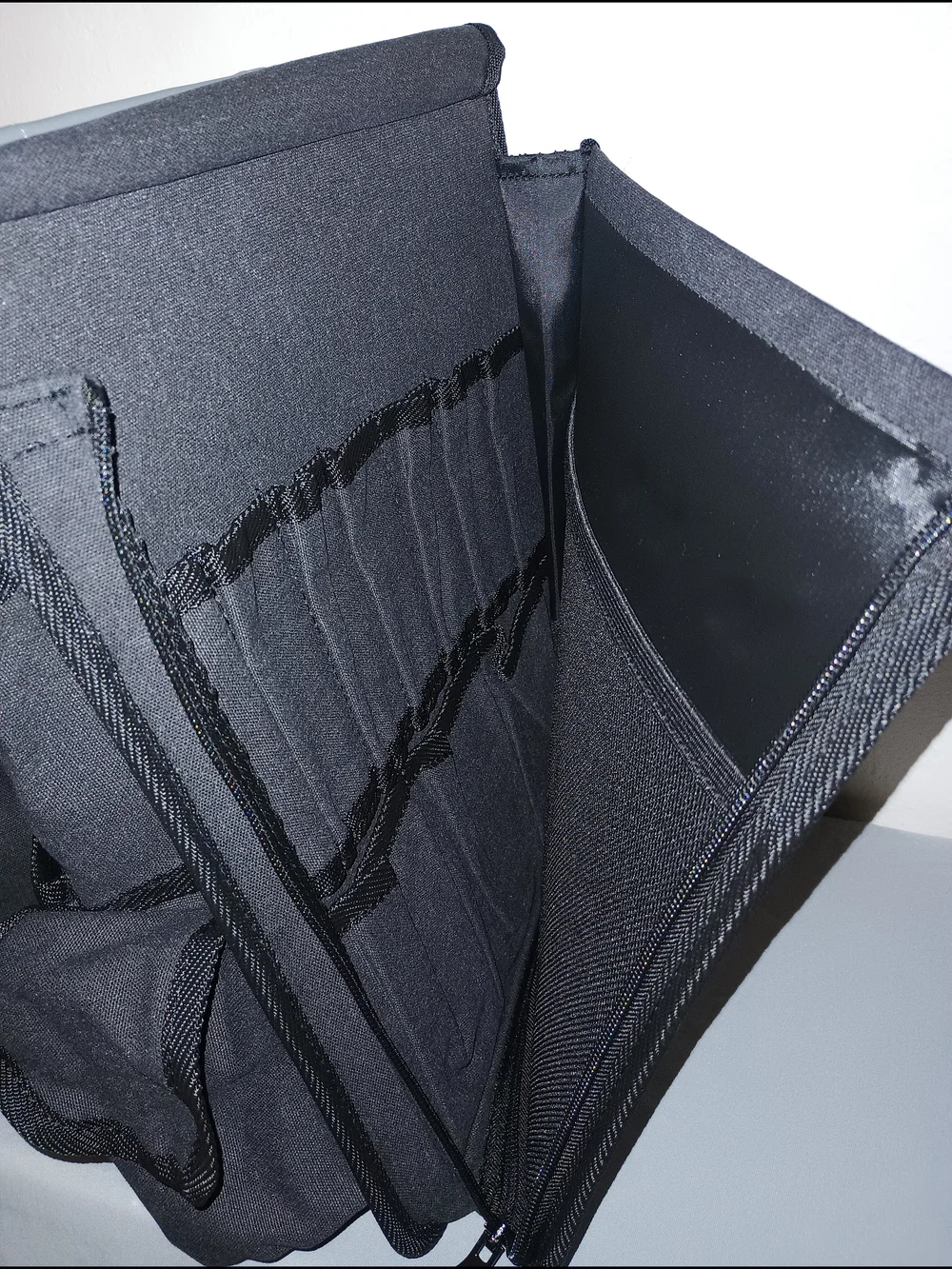 Bella Russo Canvas Messenger Bag